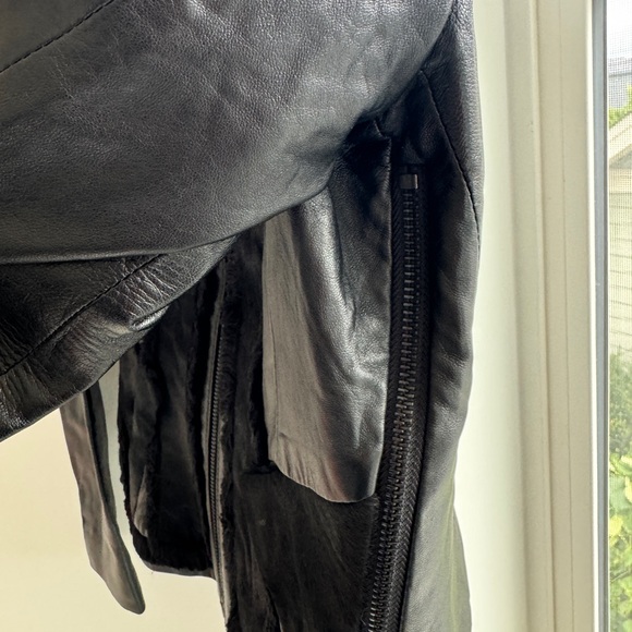 Real Leather and cow fur combined jacket - Picture 7 of 8